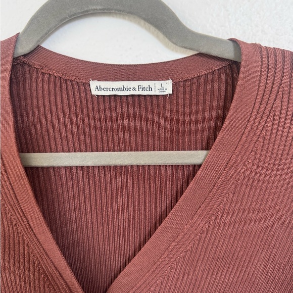 A&F Camel Ribbed Sweater - Picture 3 of 3
